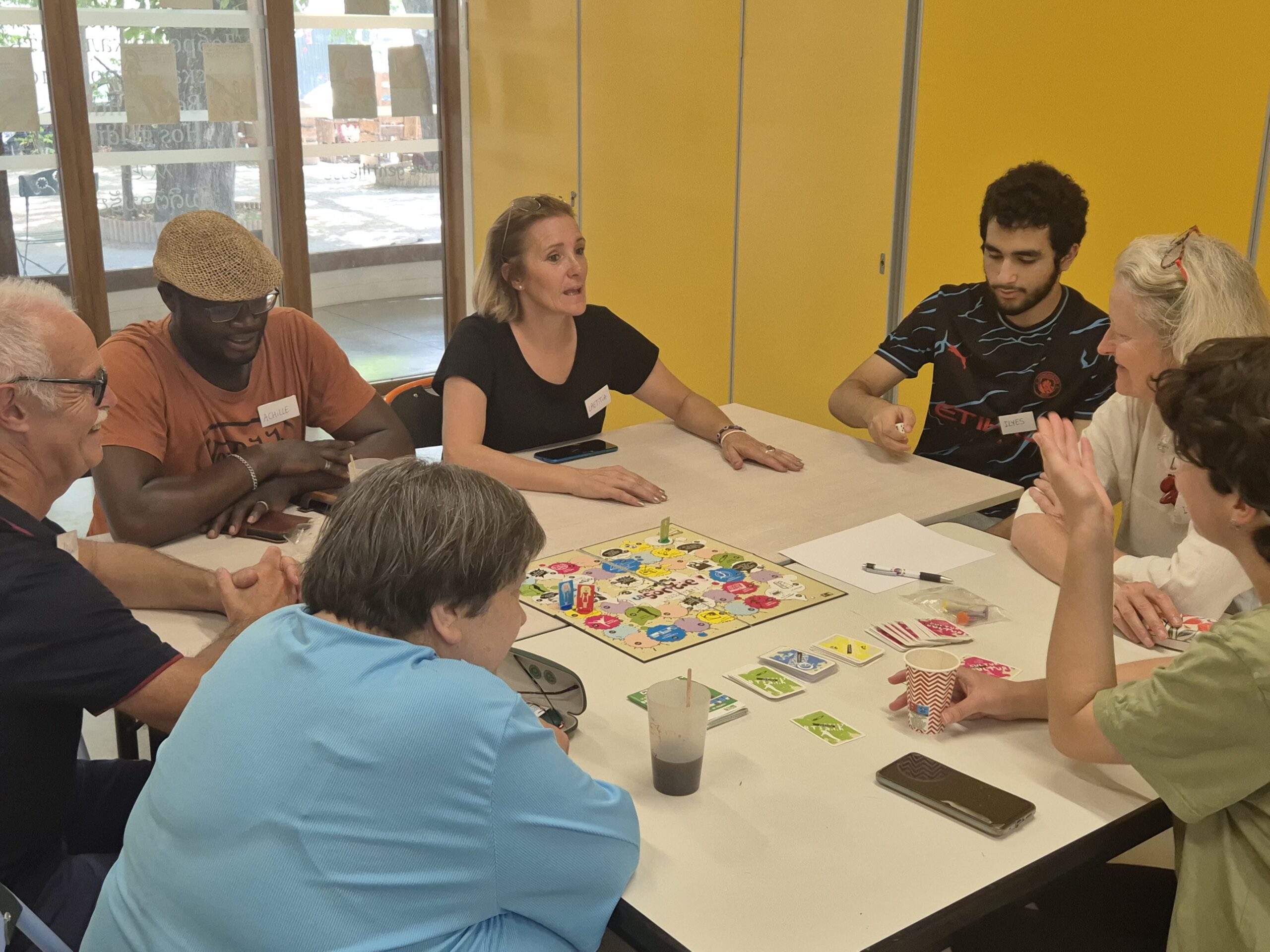 Retour sur le Café Social : culture, convivialité et créativité au rendez-vous !​